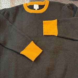 Imoire Black and Orange Women's Sweatshirt